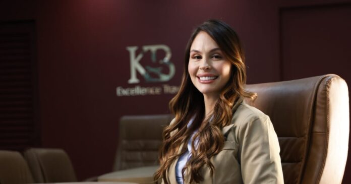 Katherine Bebber, Proprietária da KB Excellence Travel, afirma que, em 2027, o viajante vai chegar muito mais informado para escolher seu destino.